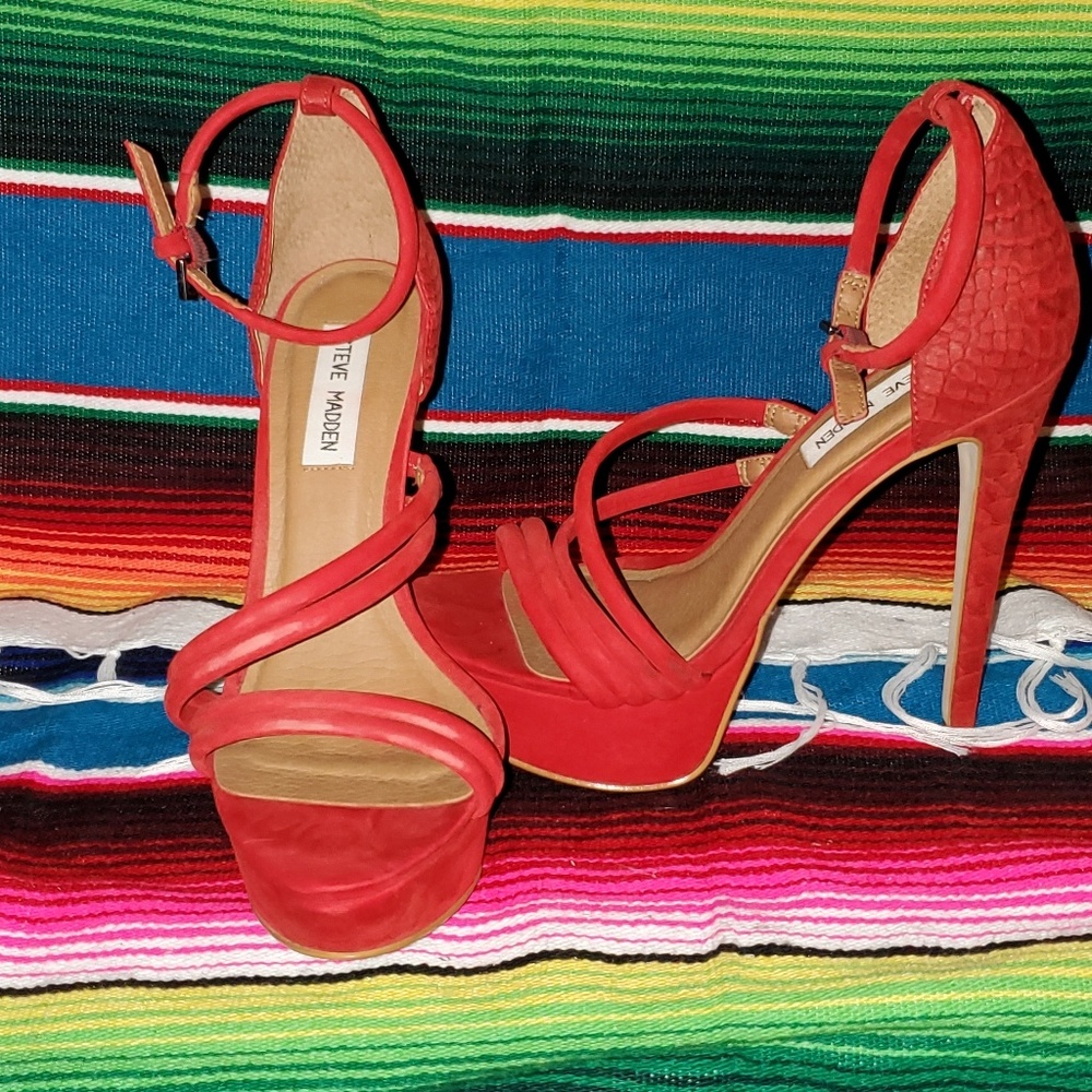 Sexy Steve Madden heels